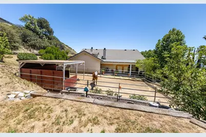 9187 Bonita Drive, Cherry Valley, CA 92223 - Photo 30