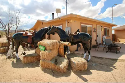 1910 Artesia Avenue, Landers, CA 92285 - Photo 8