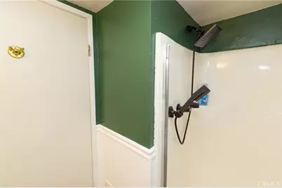 33310 Conway Drive, Running Springs, CA 92308 - Photo 14