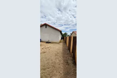 15009 Hopland Street, Victorville, CA 92394 - Photo 32