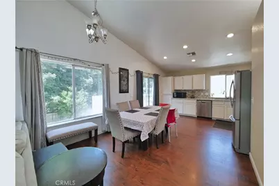 9550 Village Tree Drive, Elk Grove, CA 95758 - Photo 6