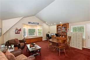 27781 St Bernard Ln, Lake Arrowhead, CA 92352 - Photo 20