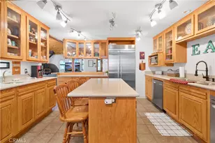 77 Park Dr, Running Springs, CA 92382 - Photo 8