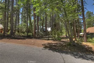 813 Eureka Dr, Big Bear Lake, CA 92315 - Photo 22
