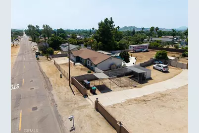 18825 Mariposa Avenue, Riverside, CA 92508 - Photo 54