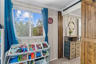 29289 Lakeview Dr, Cedar Glen, CA 92321 - Photo 44