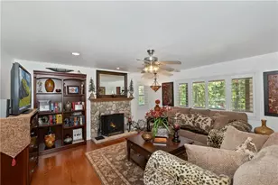 31816 Silver Spruce Dr, Running Springs, CA 92382 - Photo 2
