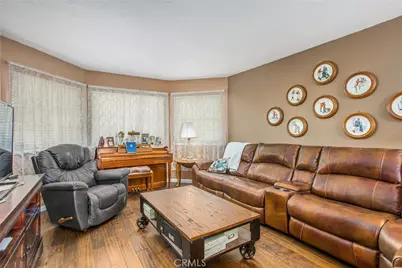 10735 Juniper Avenue, Fontana, CA 92337 - Photo 4