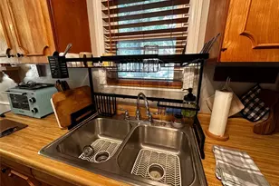 40914 Oak Dr, Forest Falls, CA 92339 - Photo 6