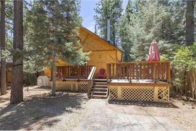 1004 Sugarloaf Boulevard, Big Bear City, CA 92314 - Photo 2