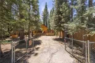1004 Sugarloaf Blvd, Big Bear City, CA 92314 - Photo 1