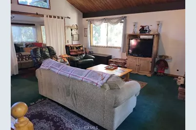 22726 Ponderosa Drive, Crestline, CA 92325 - Photo 2