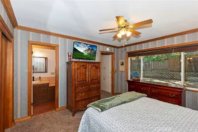 292 Heliotrope Drive, Lake Arrowhead, CA 92352 - Photo 24