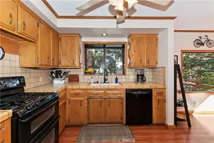 292 Heliotrope Dr, Lake Arrowhead, CA 92352 - Photo 12