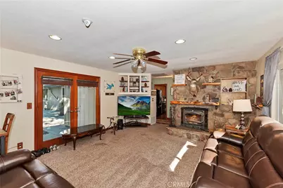 292 Heliotrope Drive, Lake Arrowhead, CA 92352 - Photo 6