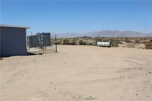 15030 Fairlane Rd, Lucerne Valley, CA 92356 - Photo 12