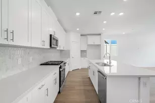 33254 Celadon Ave, French Valley, CA 92596 - Photo 6