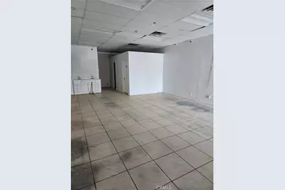 9295 Magnolia Avenue #104, Riverside, CA 92503 - Photo 8