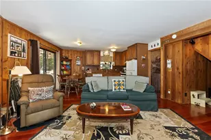 305 Cedarbrook Dr, Twin Peaks, CA 92391 - Photo 4