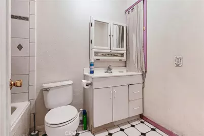 406 N Rampart Boulevard, Los Angeles, CA 90026 - Photo 12