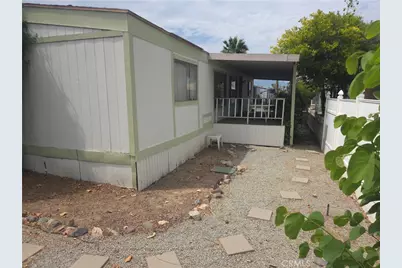 1550 Rimpau Avenue #20, Corona, CA 92881 - Photo 18