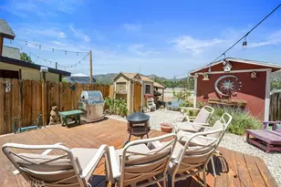 323 W Fairway Blvd, Big Bear City, CA 92314 - Photo 16