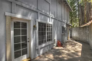 26746 Oakmont Dr, Lake Arrowhead, CA 92352 - Photo 38