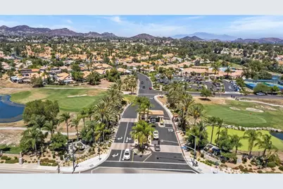 40311 Via Ambiente, Murrieta, CA 92562 - Photo 48