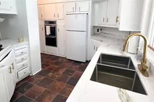 210 Silverlake Dr, Placentia, CA 92870 - Photo 4