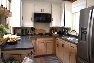 437 Chickadee Dr, Big Bear Lake, CA 92315 - Photo 8