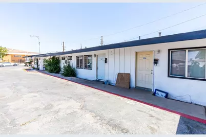 518 W Fredricks Street, Barstow, CA 92311 - Photo 4