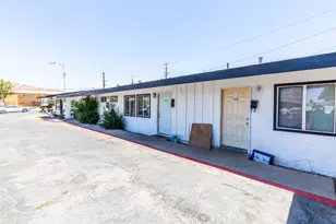 518 W Fredricks St, Barstow, CA 92311 - Photo 4