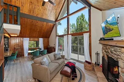 27230 Peninsula Drive, Lake Arrowhead, CA 92352 - Photo 2