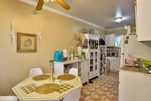 6414 S Hoover St, Los Angeles, CA 90044 - Photo 4