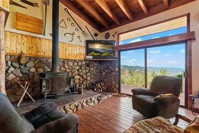 161 N Trails End Road, Green Valley Lake, CA 92341 - Photo 12