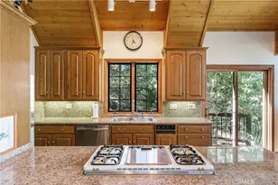 190 Birchwood, Lake Arrowhead, CA 92352 - Photo 24