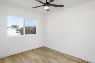 5734 N E St, San Bernardino, CA 92407 - Photo 14