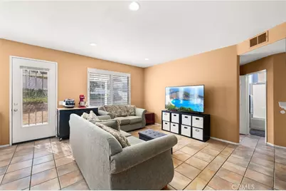 909 Heron Drive, Corona, CA 92879 - Photo 6