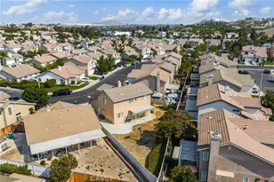 909 Heron Dr, Corona, CA 92879 - Photo 36