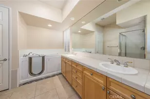 74064 Chinook Cir, Palm Desert, CA 92211 - Photo 20