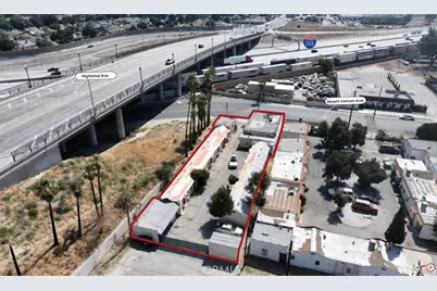 2176 N Mount Vernon Avenue, San Bernardino, CA 92411 - Photo 2