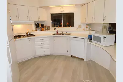2200 W Wilson Street #123, Banning, CA 92220 - Photo 18