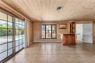 1033 Evergreen Ct, Redlands, CA 92374 - Photo 18