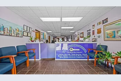 580 E Foothill Boulevard, Azusa, CA 91702 - Photo 2