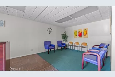 580 E Foothill Boulevard, Azusa, CA 91702 - Photo 20