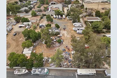 21200 Lemon Street, Wildomar, CA 92595 - Photo 14