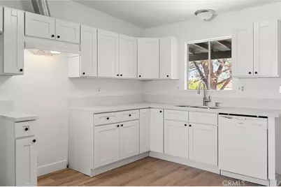 19223 Rocksprings Road, Hesperia, CA 92345 - Photo 8