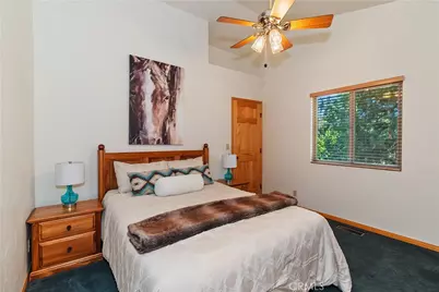 379 Fawntrail Place, Big Bear Lake, CA 92315 - Photo 32