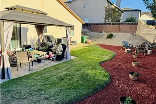27727 Hollyoak Way, Menifee, CA 92585 - Photo 8