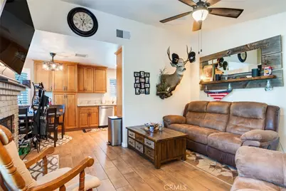 3198 Bexfield Court, Riverside, CA 92503 - Photo 6